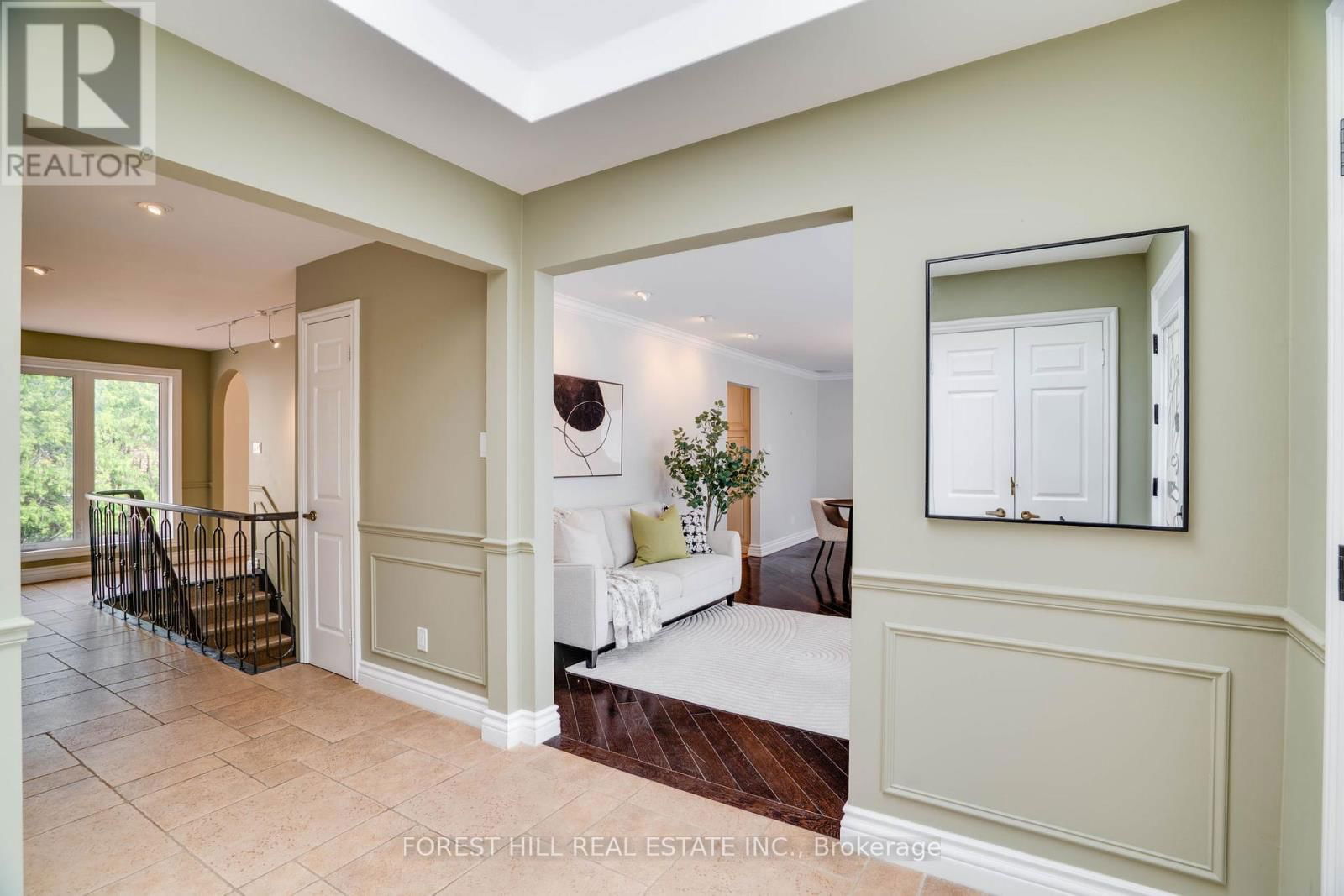 244 WATERLOO AVENUE Image 5