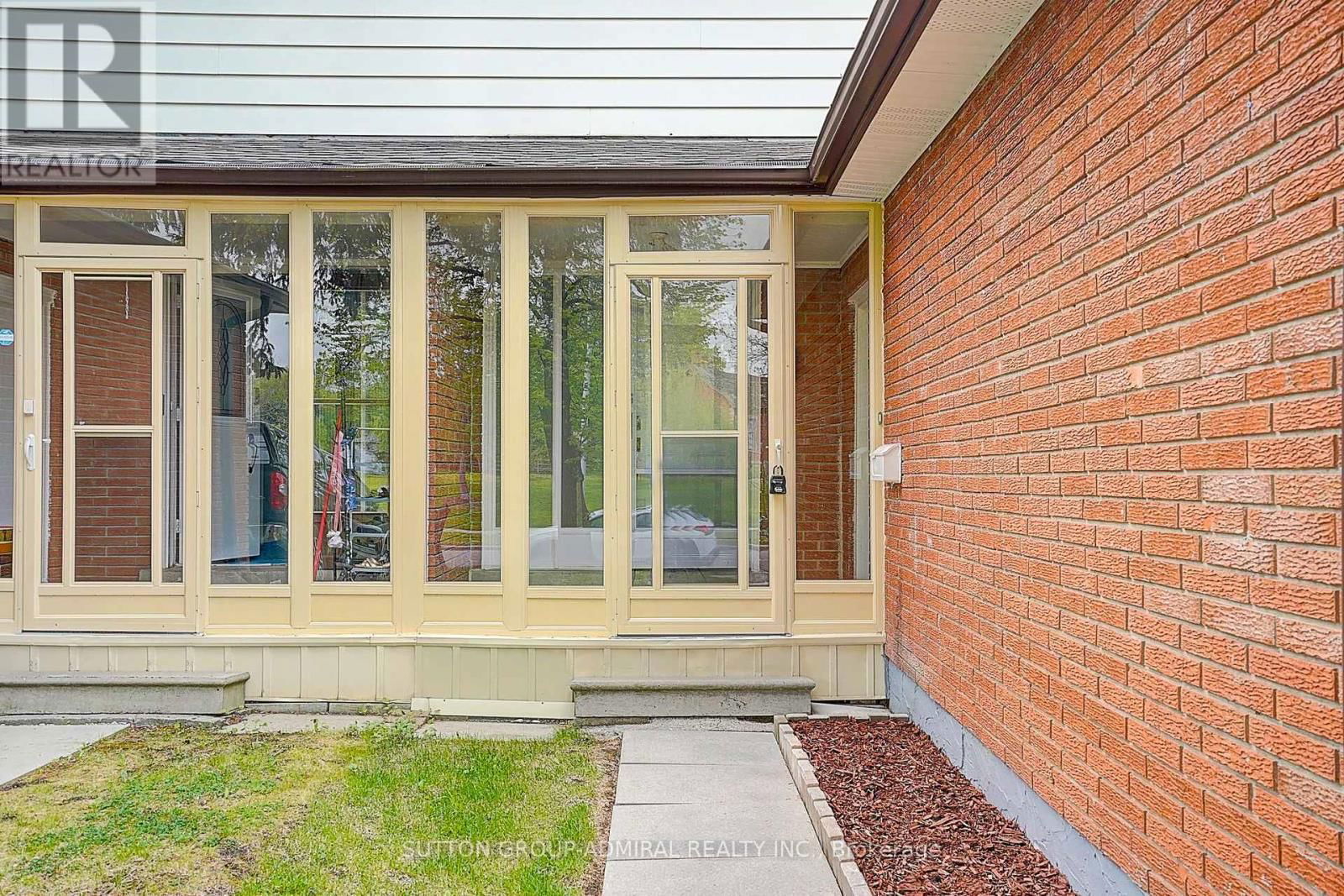 157 ANGUS DRIVE Image 4