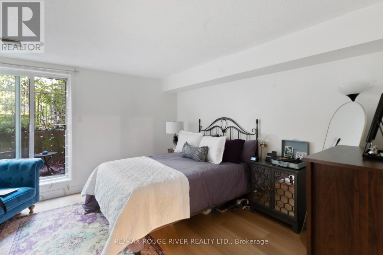 Unit D - 32 MASSEY STREET Image 19
