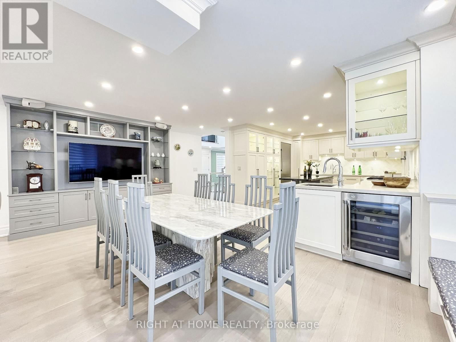 152 HOLMES AVENUE Image 10