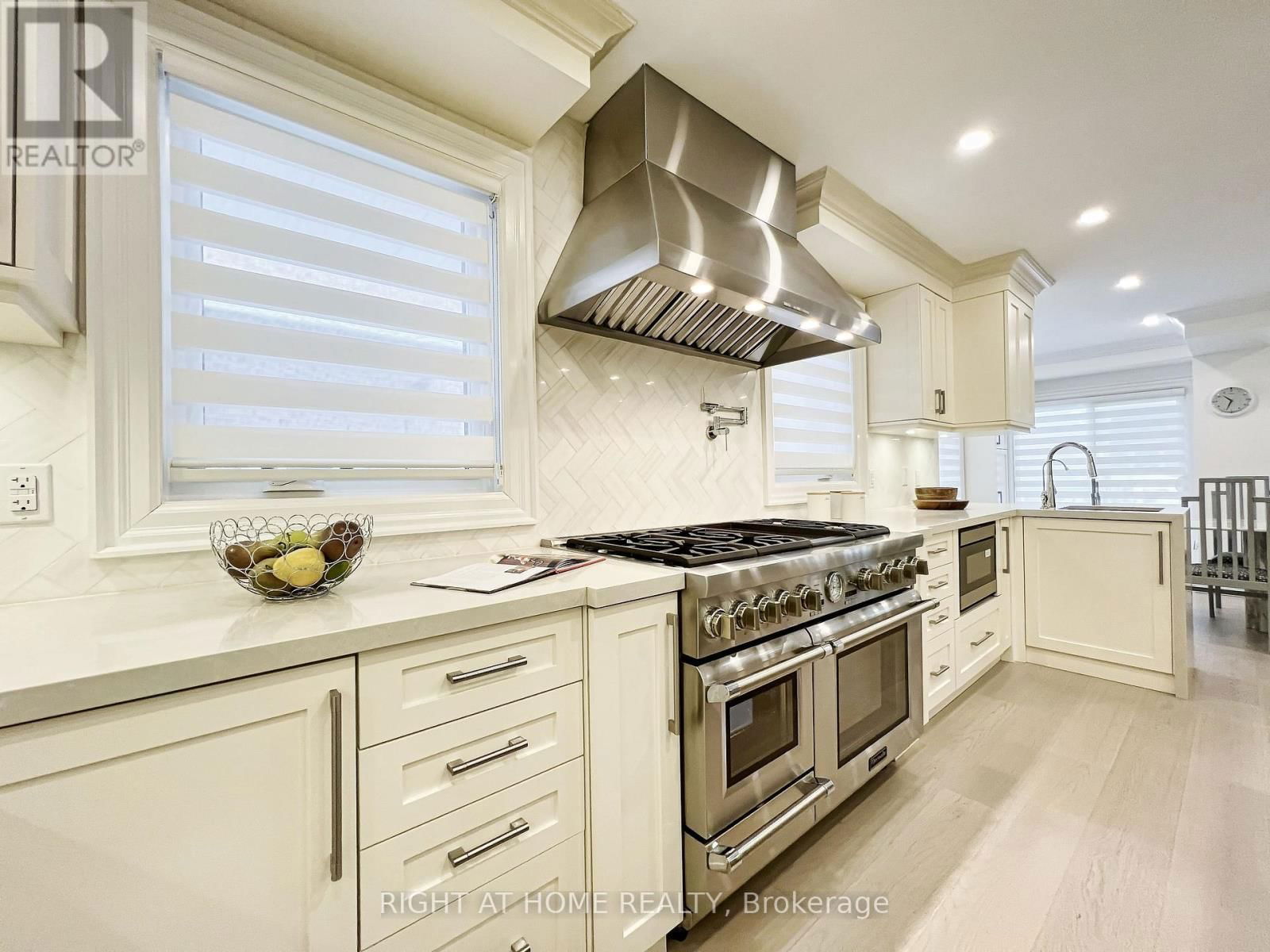 152 HOLMES AVENUE Image 13