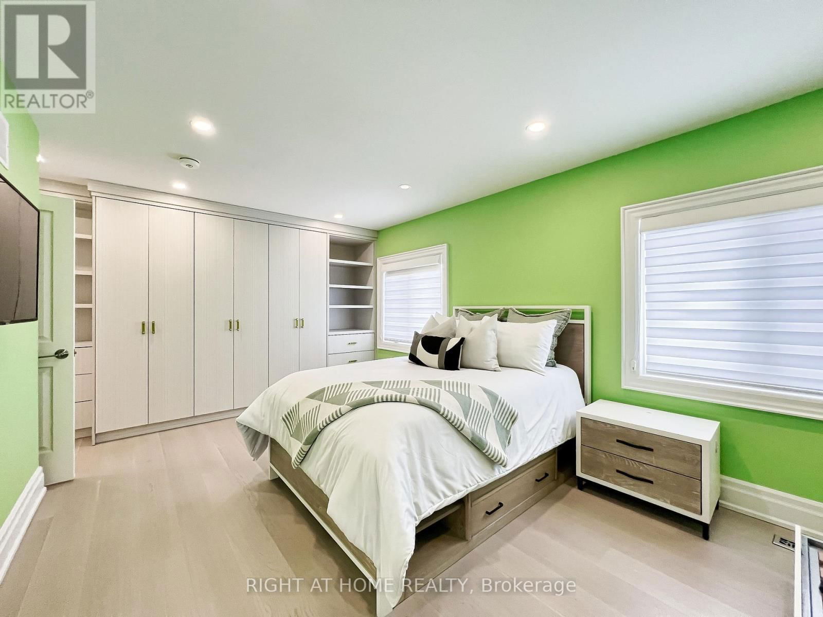 152 HOLMES AVENUE Image 34
