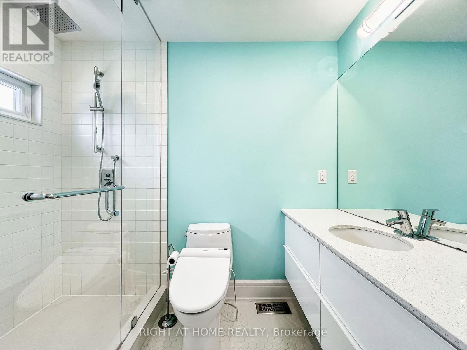 152 HOLMES AVENUE Image 35