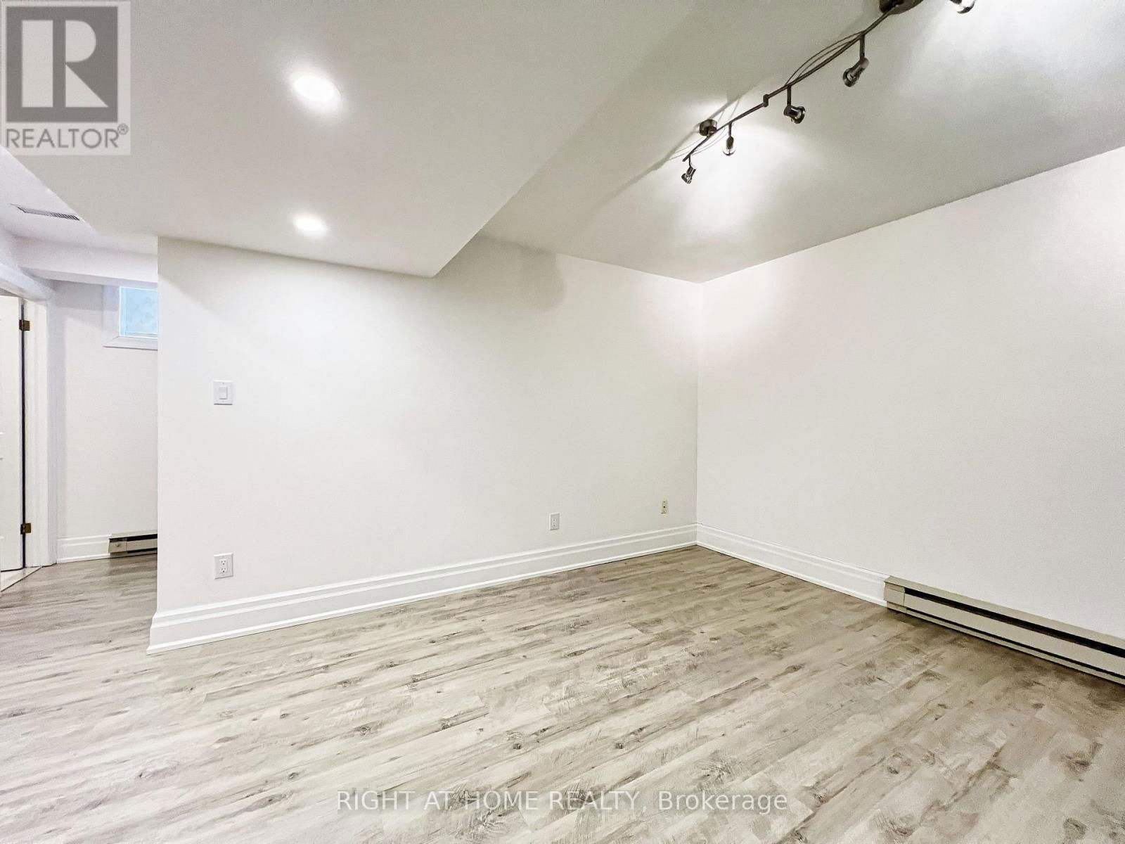 152 HOLMES AVENUE Image 38