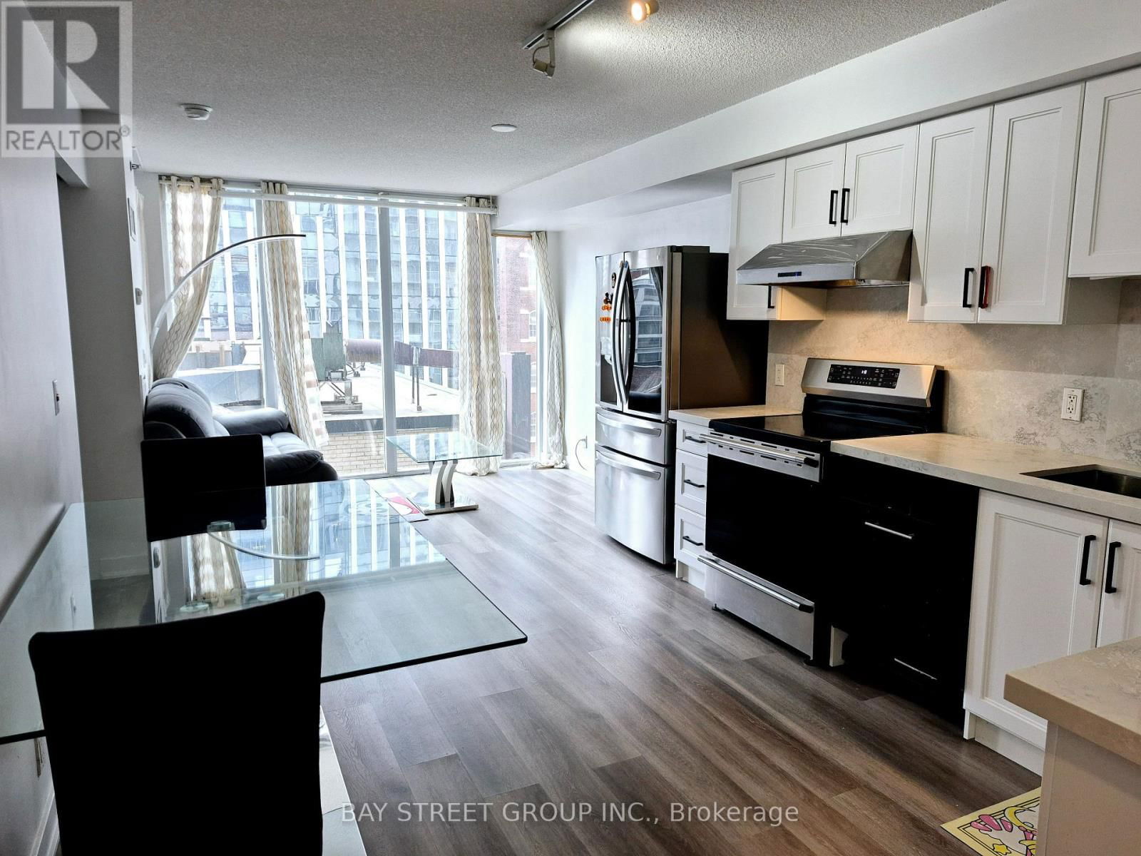 631 - 21 NELSON STREET Image 3