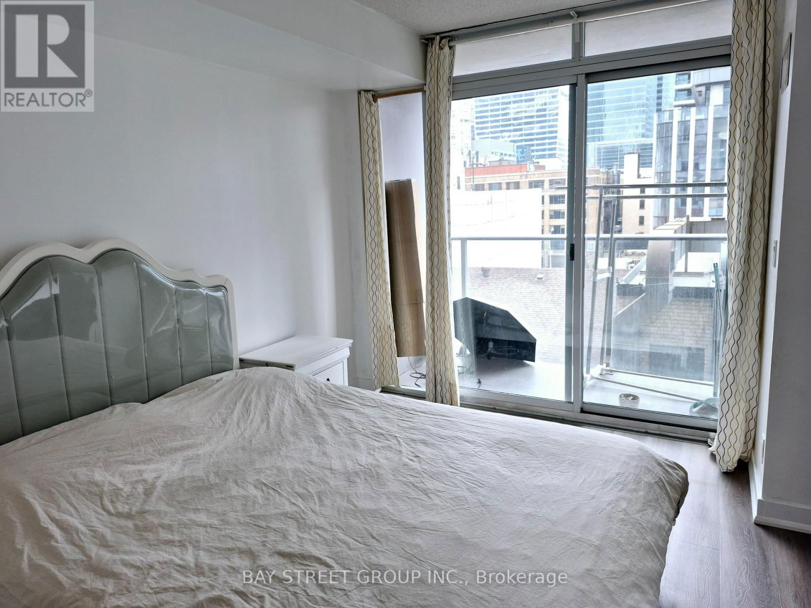 631 - 21 NELSON STREET Image 9