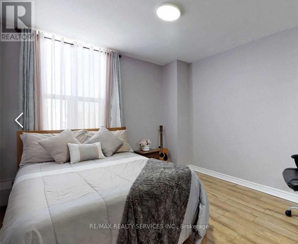 1112 - 20 FOREST MANOR ROAD Image 16