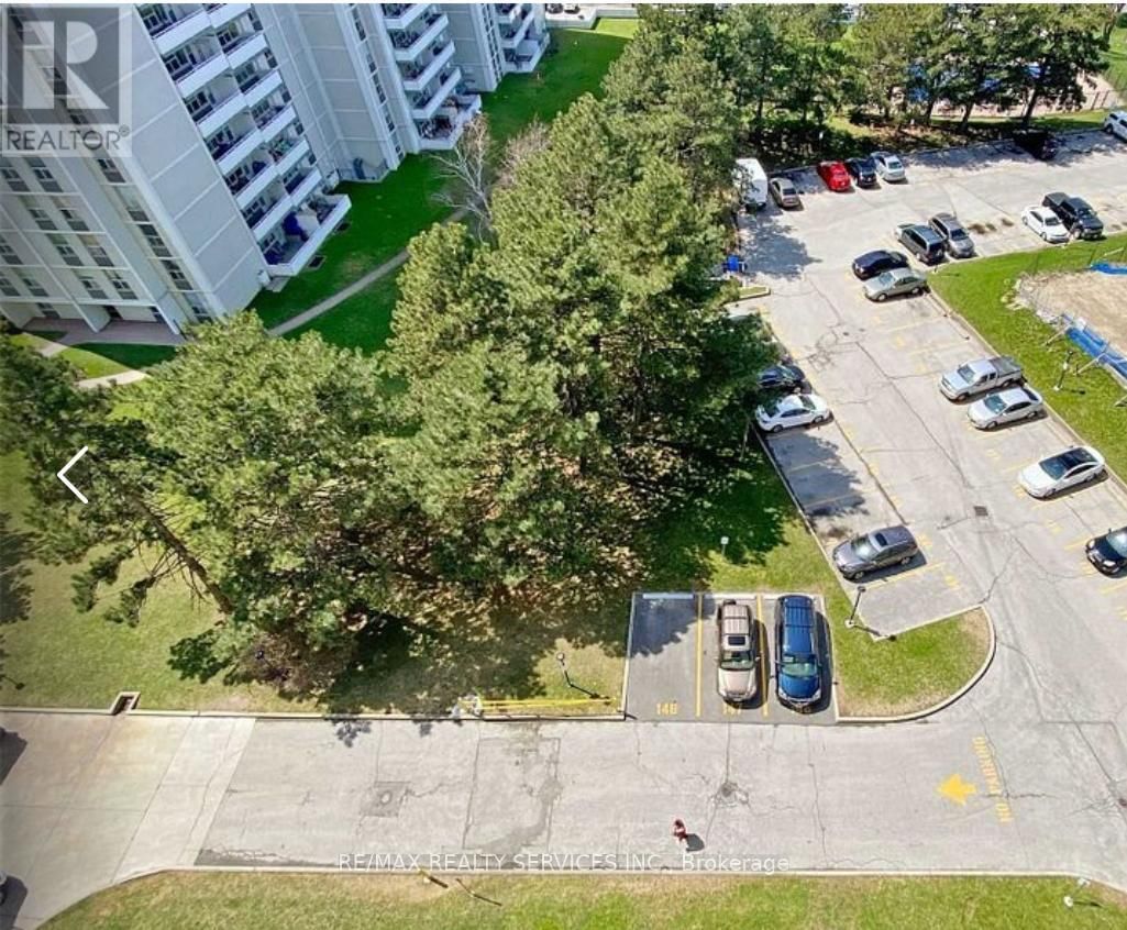 1112 - 20 FOREST MANOR ROAD Image 22