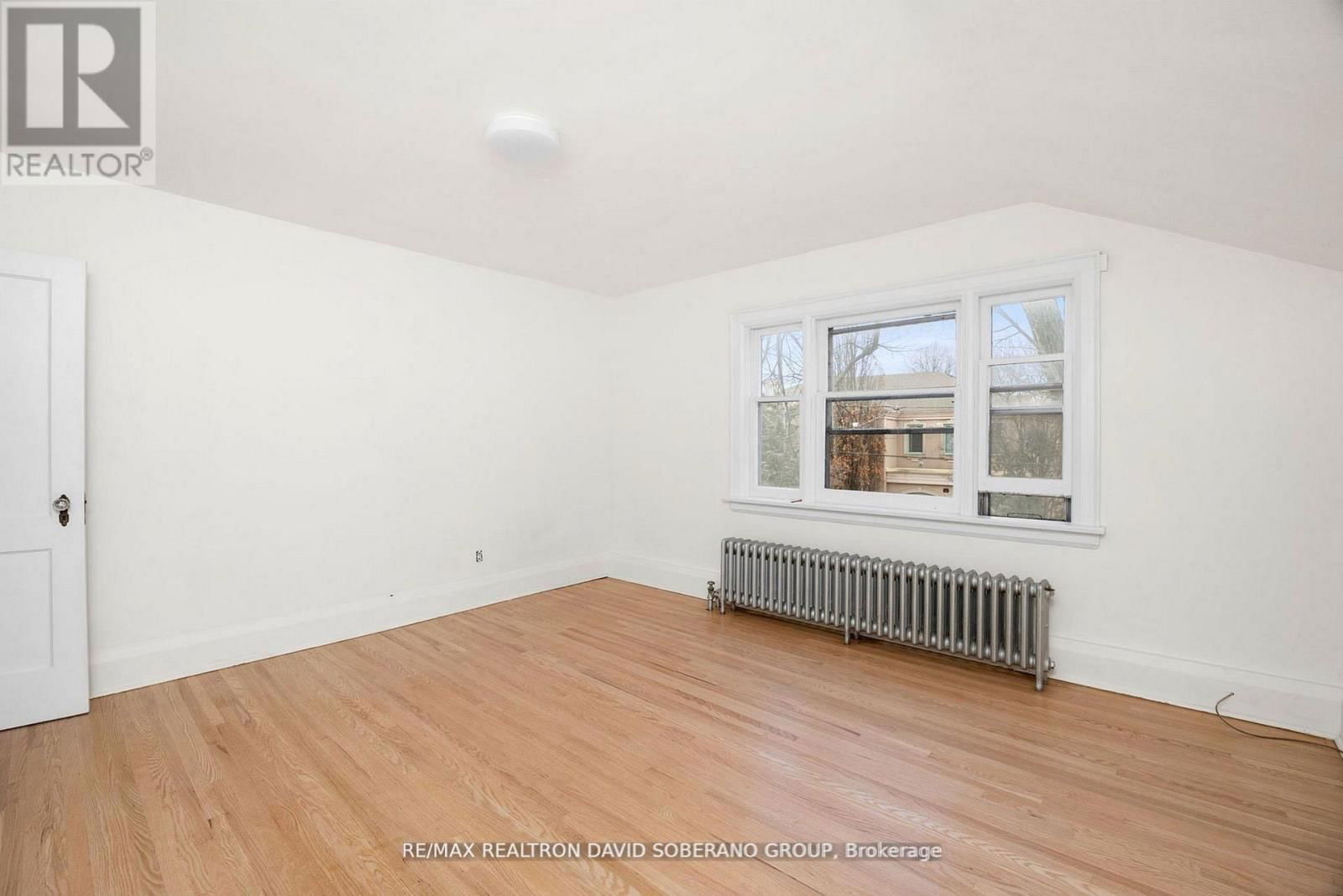 44 SULTANA AVENUE Image 25