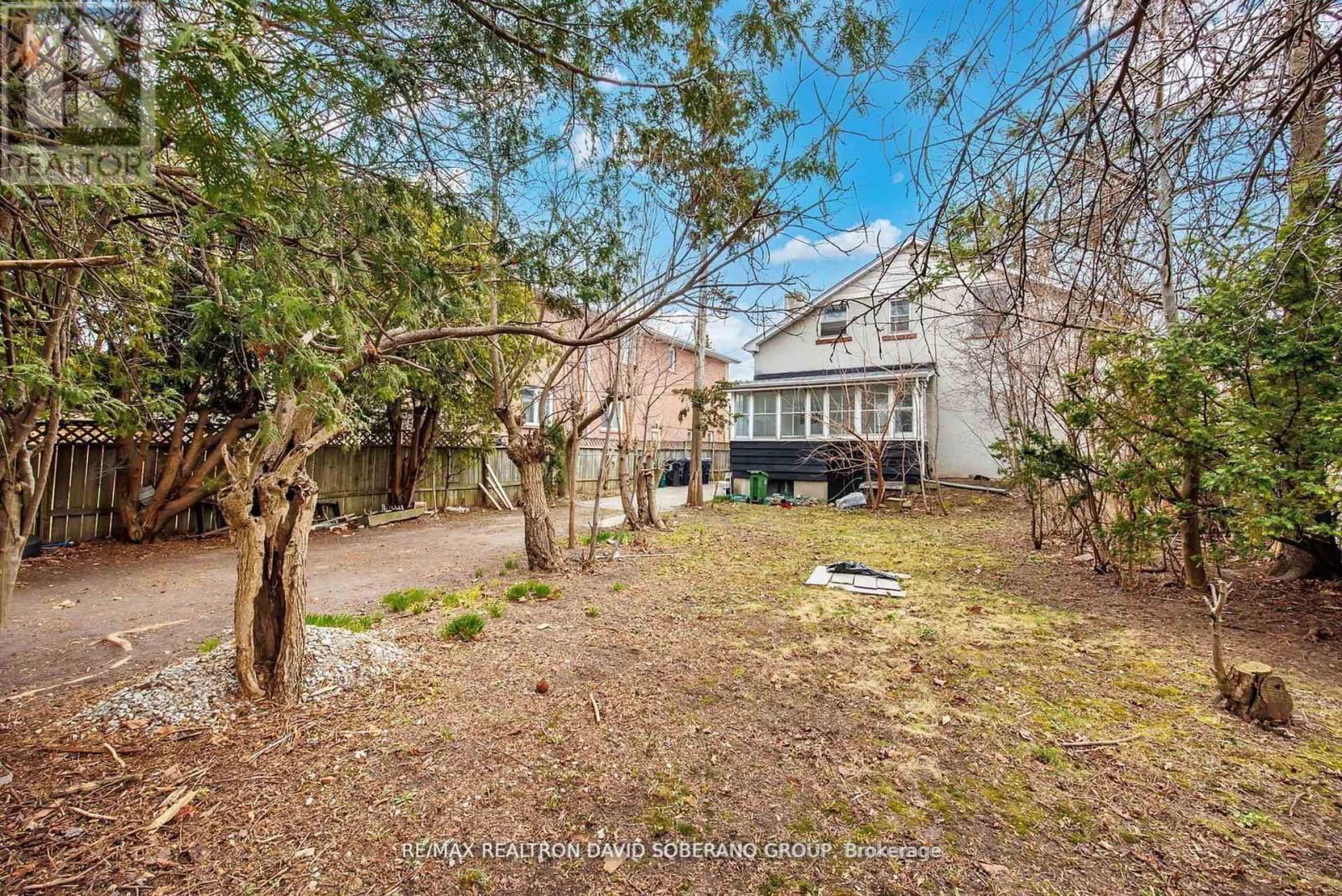 44 SULTANA AVENUE Image 35