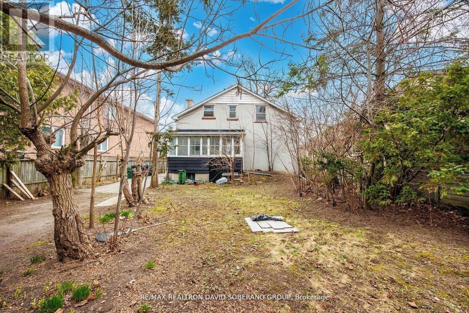 44 SULTANA AVENUE Image 36