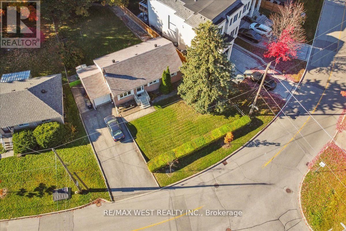 163 NEWTON DRIVE Image 3