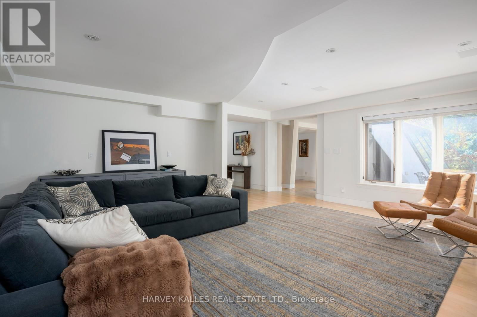 16 COLDSTREAM AVENUE Image 10