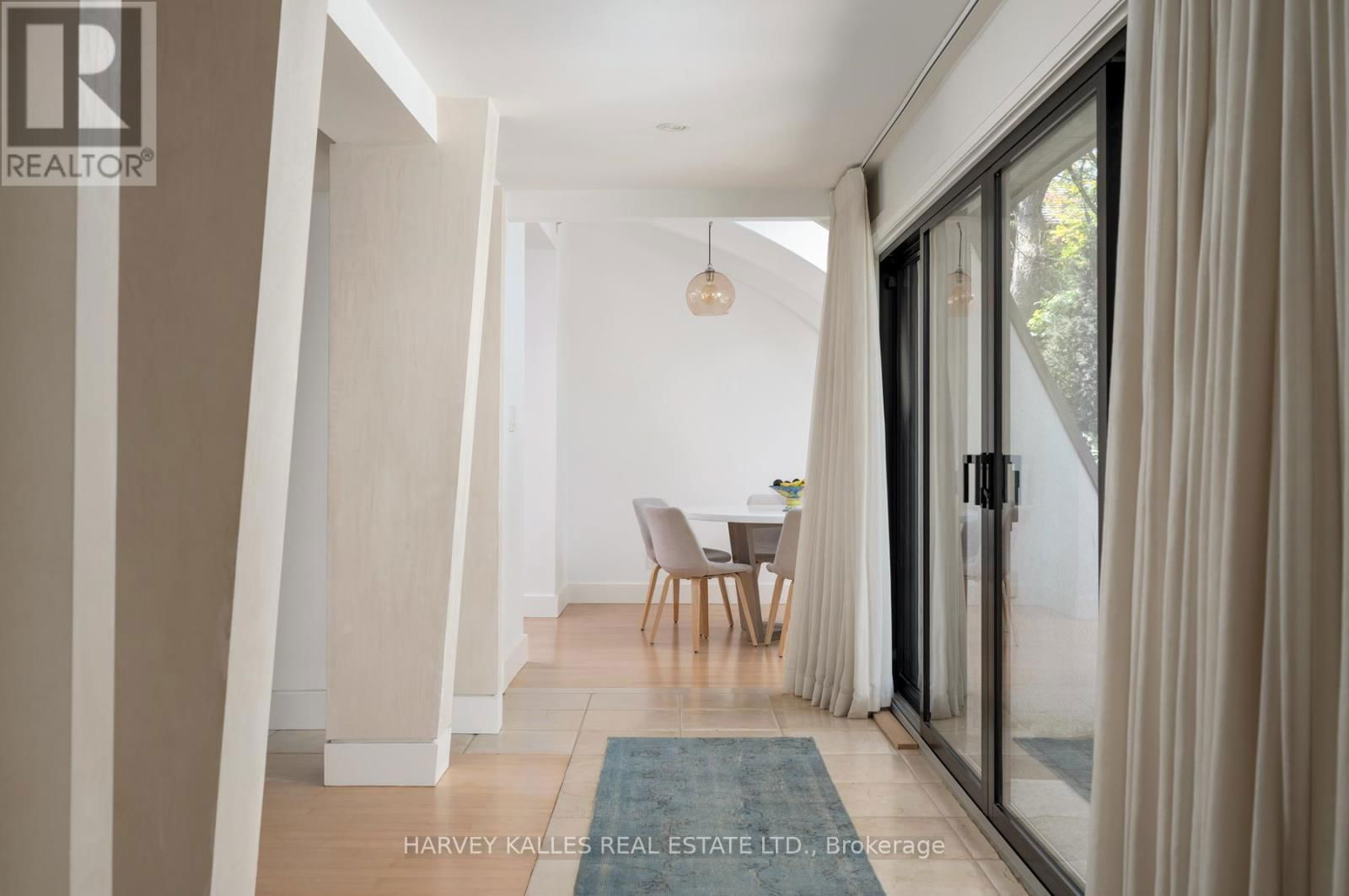 16 COLDSTREAM AVENUE Image 12