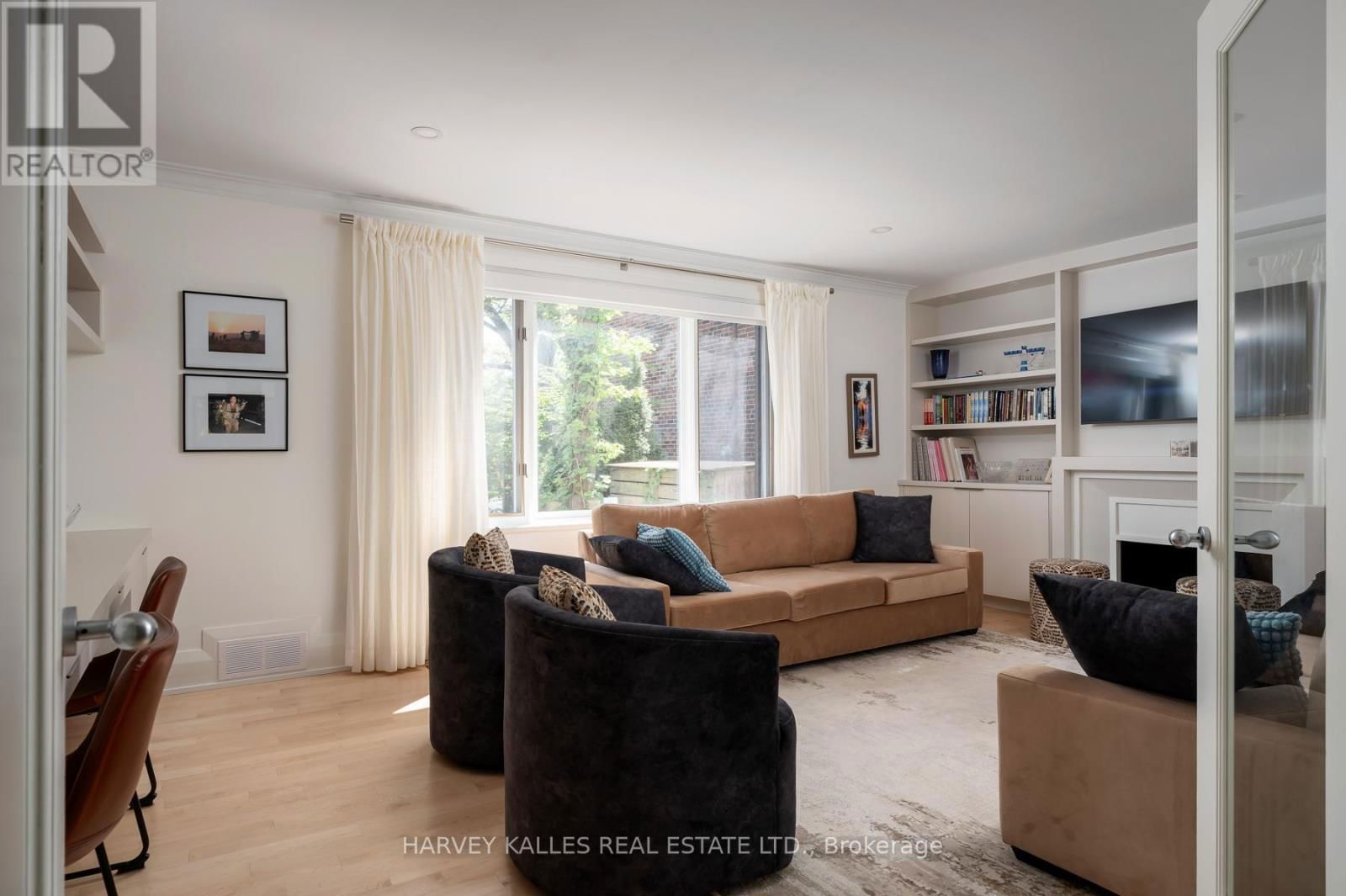 16 COLDSTREAM AVENUE Image 20