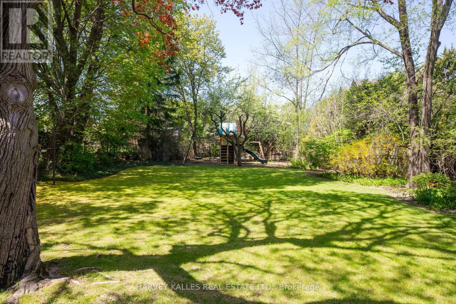 16 COLDSTREAM AVENUE Image 41