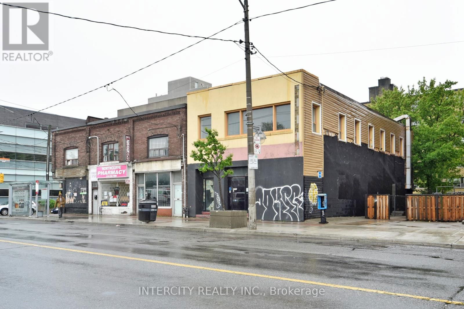 EGLINTON AVENUE WEST Image 2
