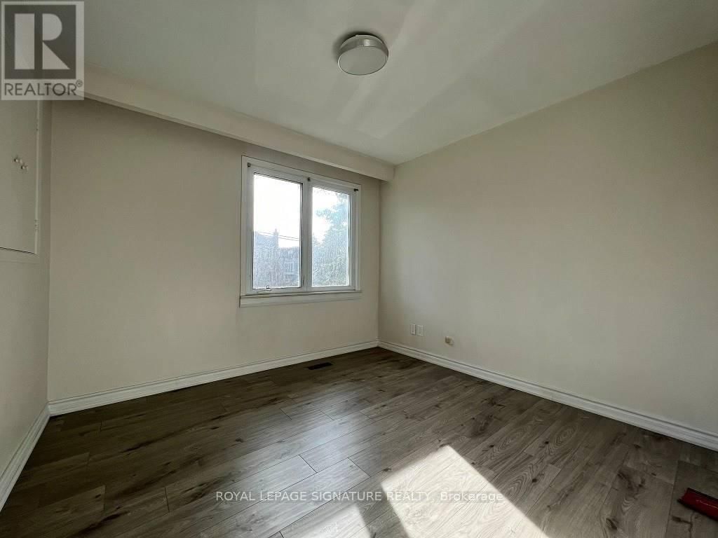 677 CONACHER DRIVE Image 14