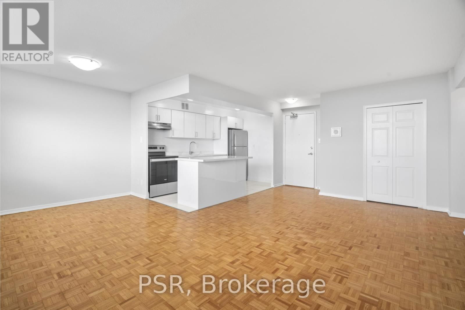 2201 - 111 RAGLAN AVENUE Image 7
