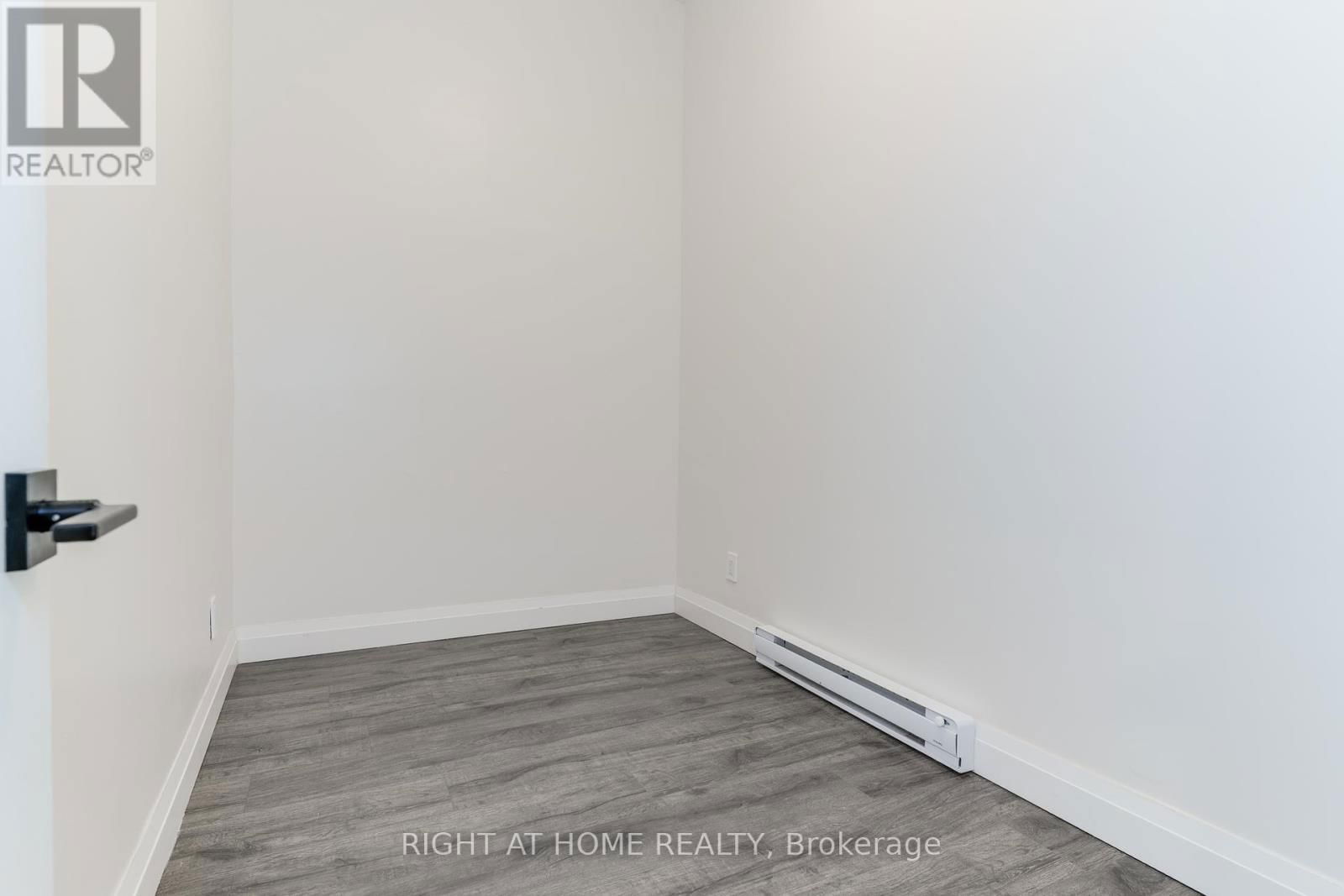2 - 414 SPADINA AVENUE Image 18