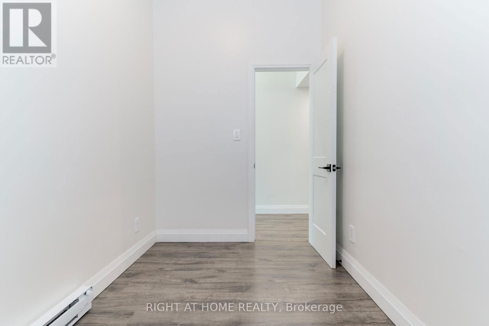 2 - 414 SPADINA AVENUE Image 20