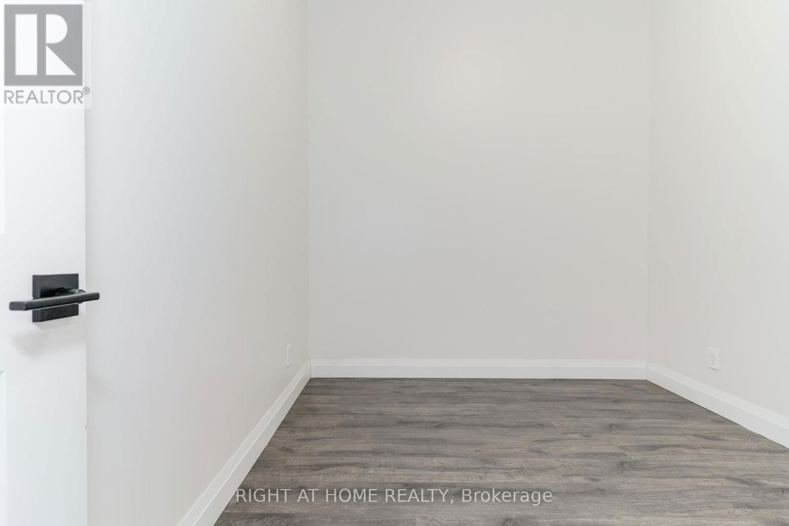 2 - 414 SPADINA AVENUE Image 22