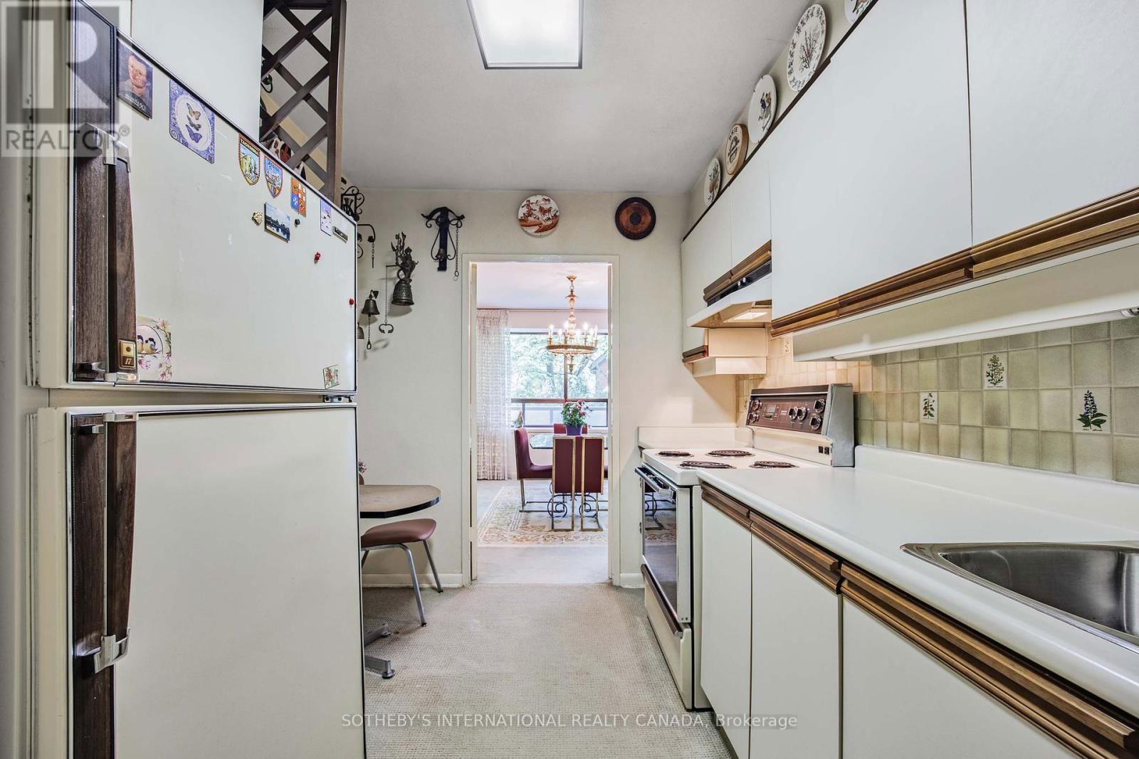 615 - 16 ROSEDALE ROAD Image 15