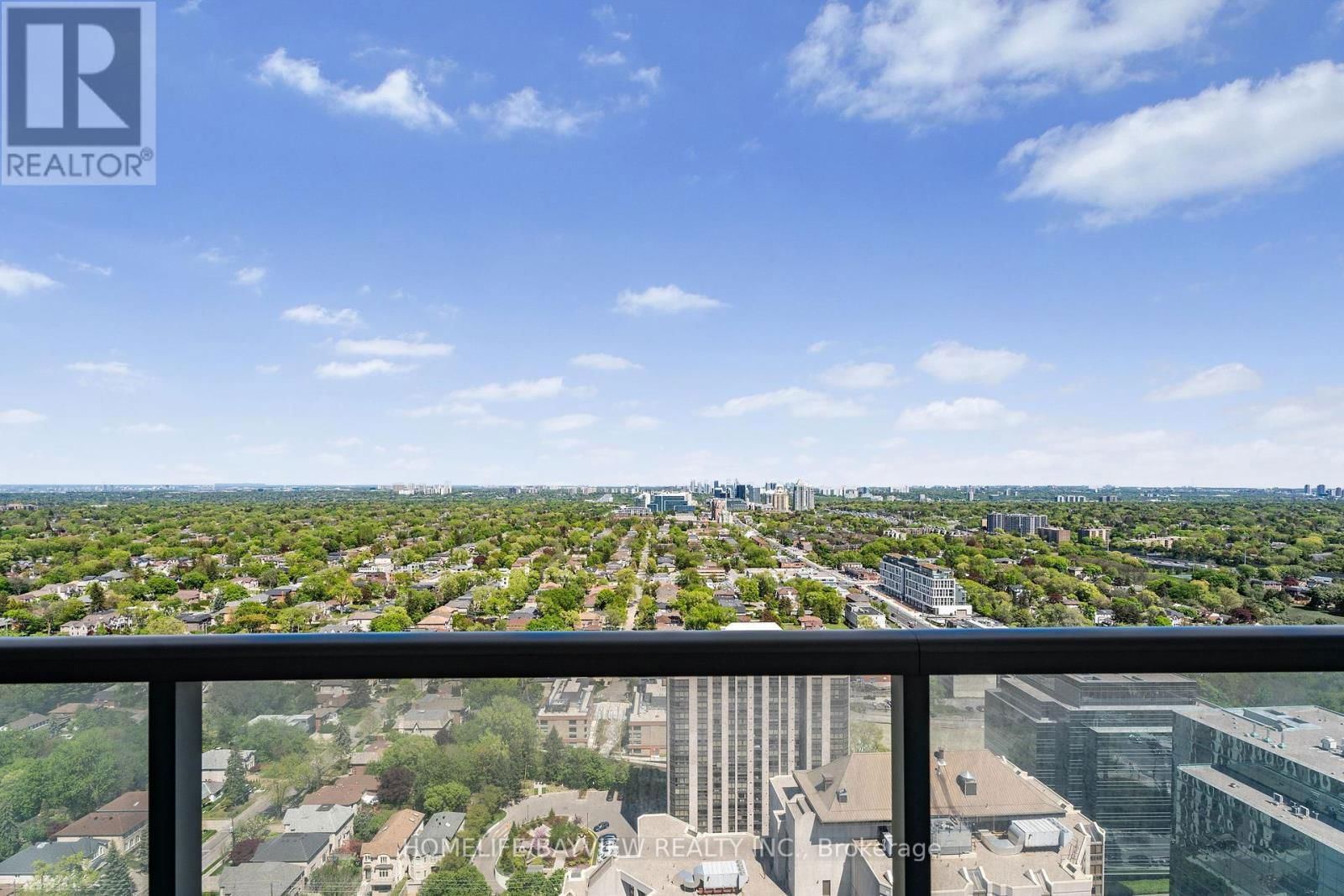 3310 - 88 SHEPPARD AVENUE EAST Image 3