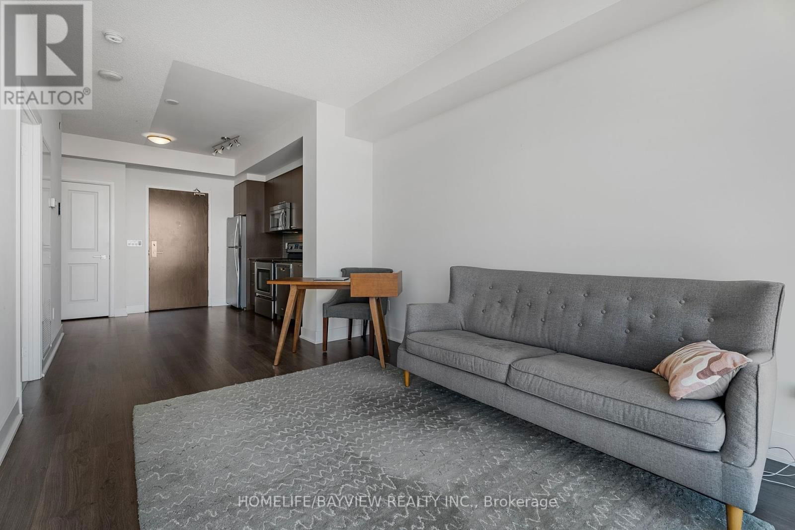 3310 - 88 SHEPPARD AVENUE EAST Image 8