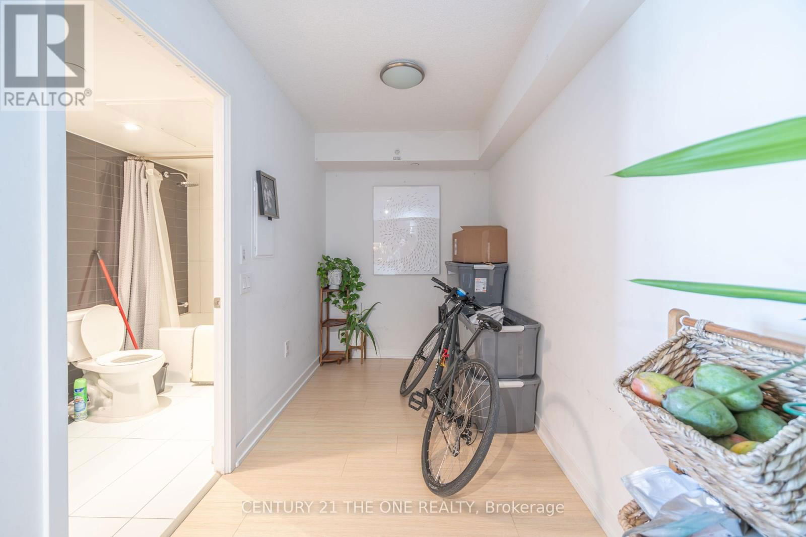 1003 - 75 QUEENS WHARF ROAD Image 10