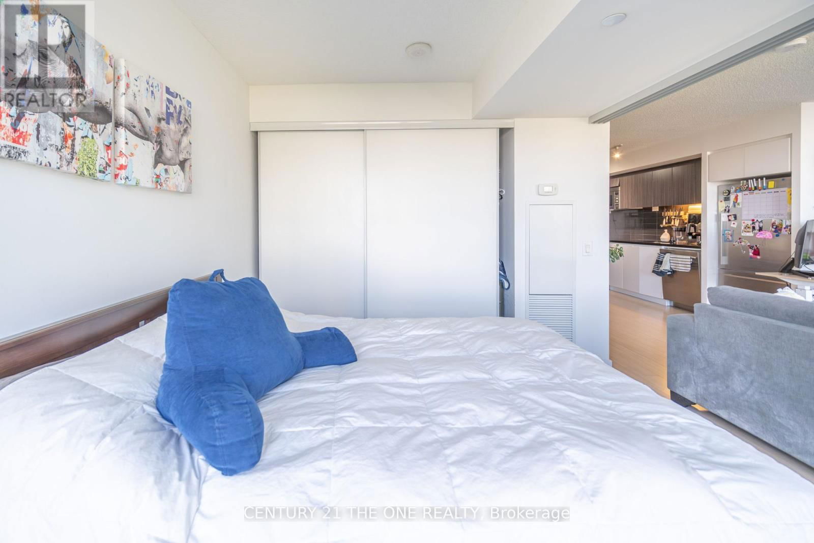 1003 - 75 QUEENS WHARF ROAD Image 14