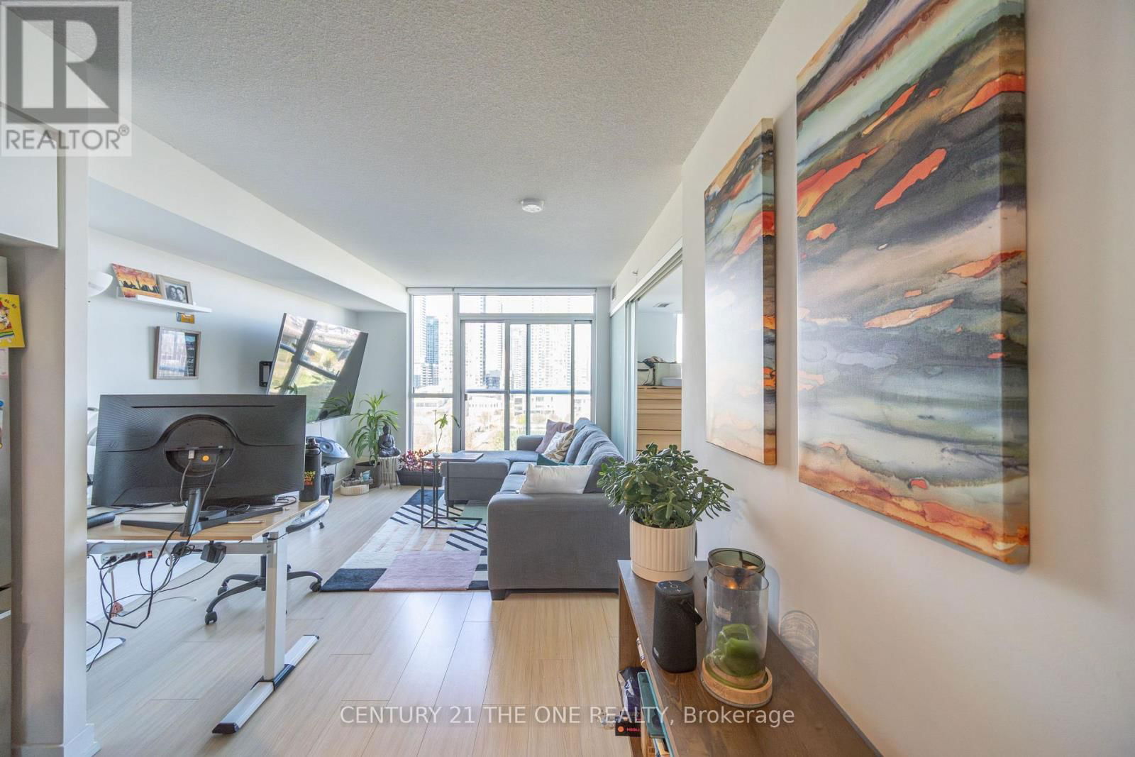 1003 - 75 QUEENS WHARF ROAD Image 7