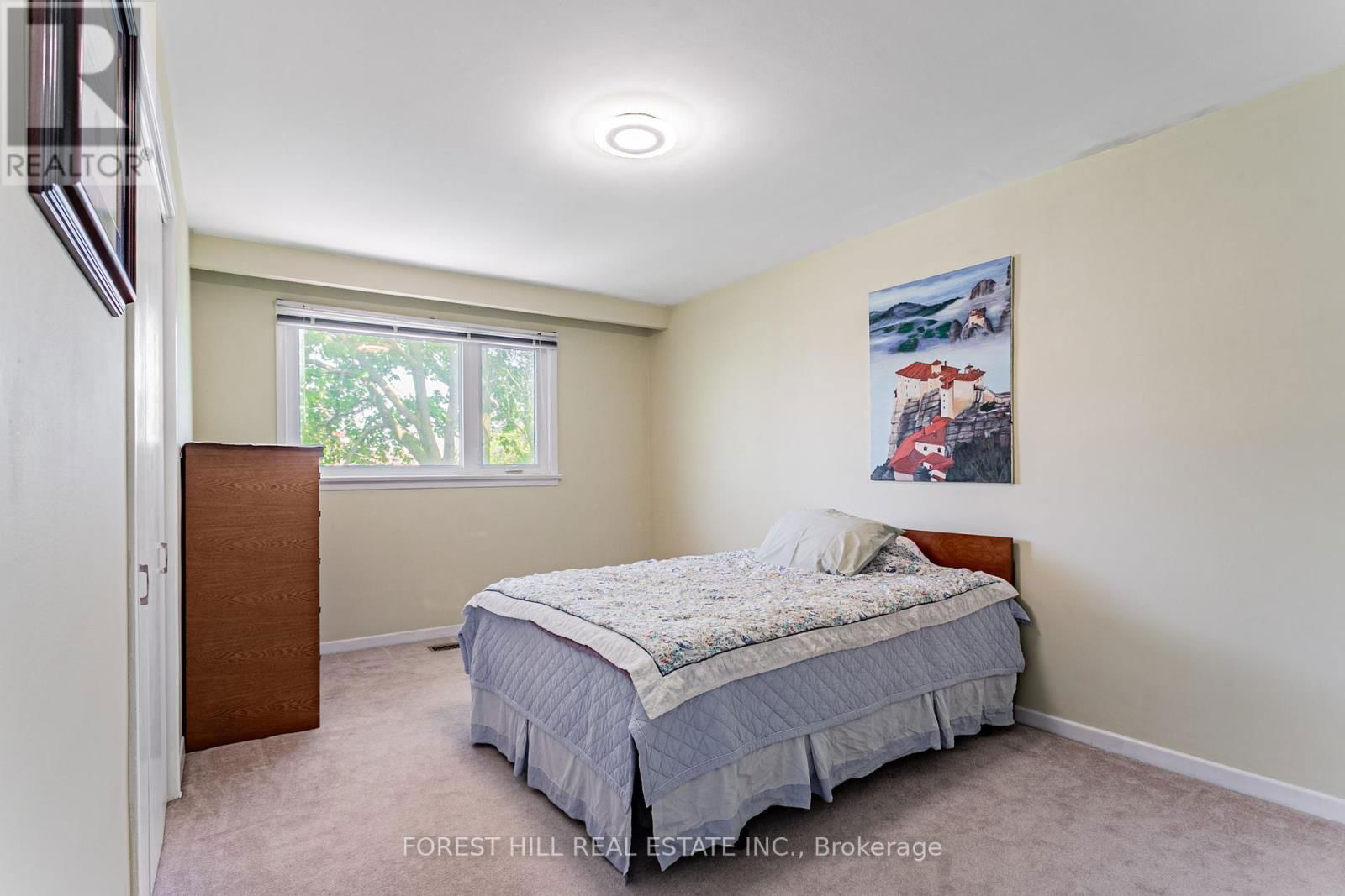 6 CENTURION COURT Image 15
