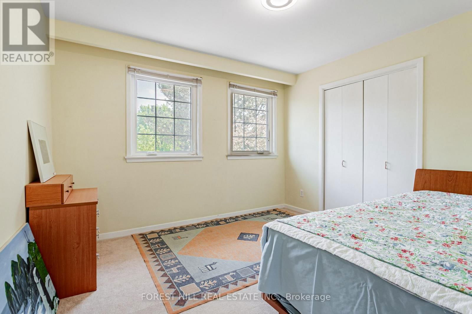 6 CENTURION COURT Image 17