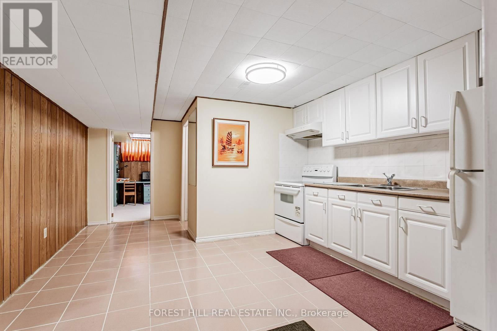 6 CENTURION COURT Image 21