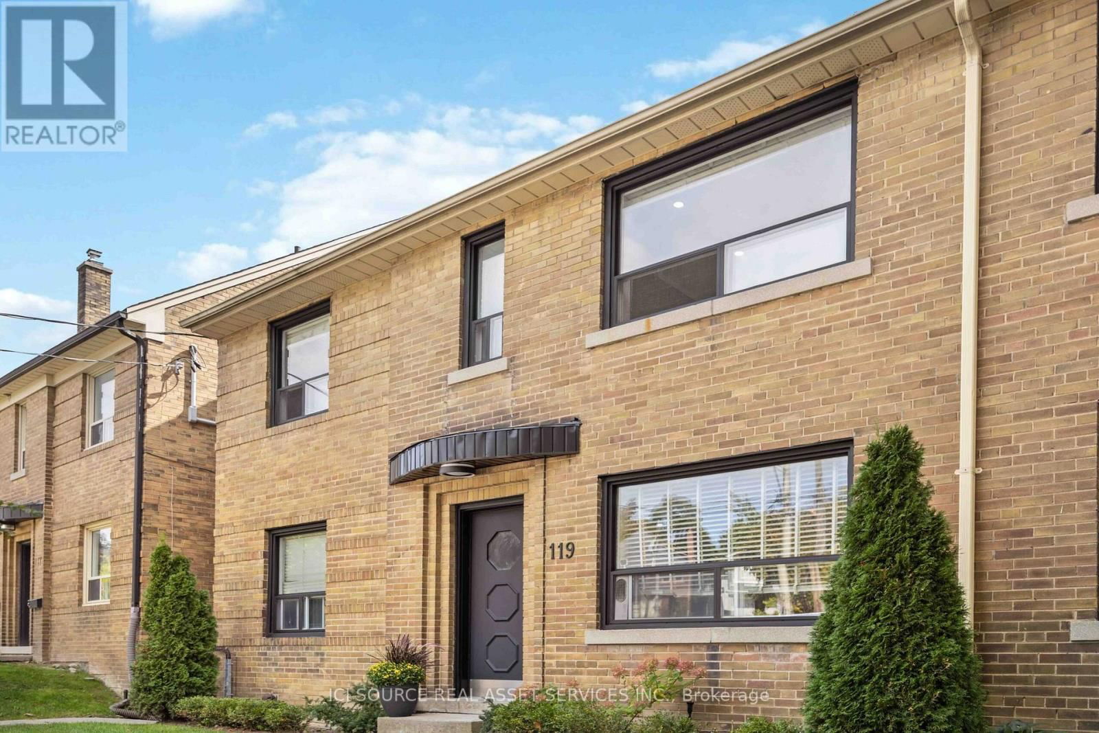 2 - 121 CHERITAN AVENUE Image 1