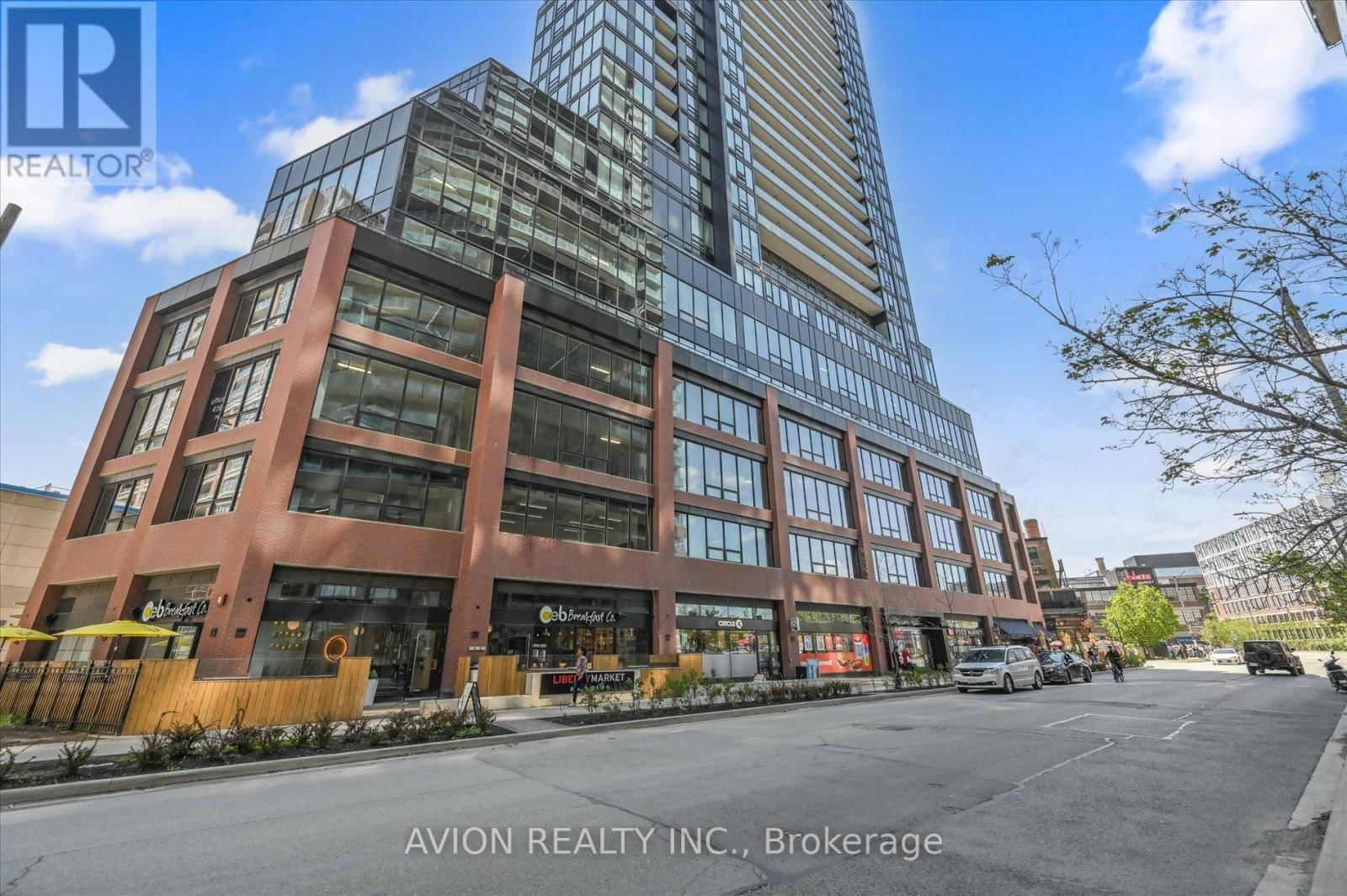 2609 - 135 EAST LIBERTY STREET Image 34