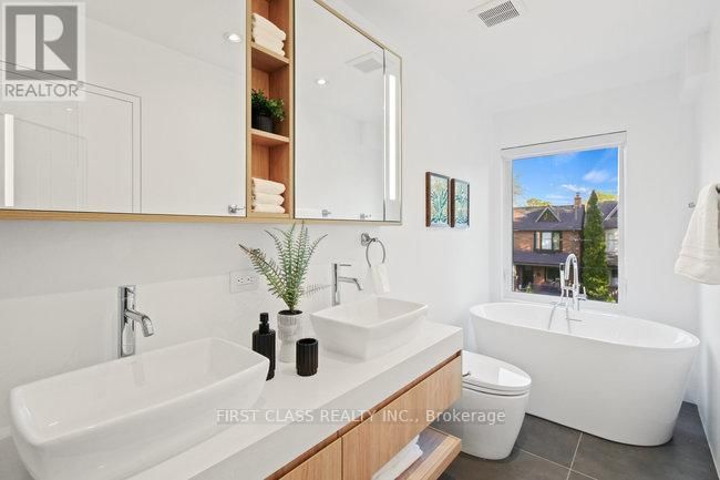 236 BOWOOD AVENUE Image 25