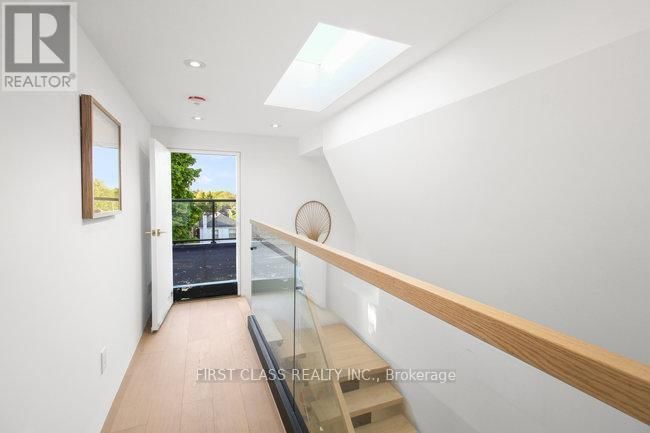 236 BOWOOD AVENUE Image 29