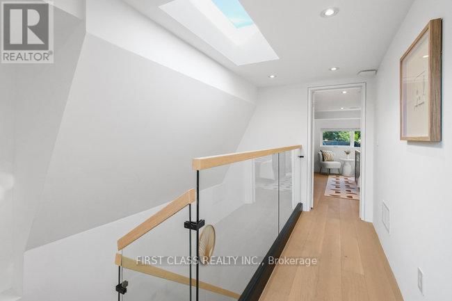 236 BOWOOD AVENUE Image 30