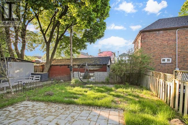 236 BOWOOD AVENUE Image 39
