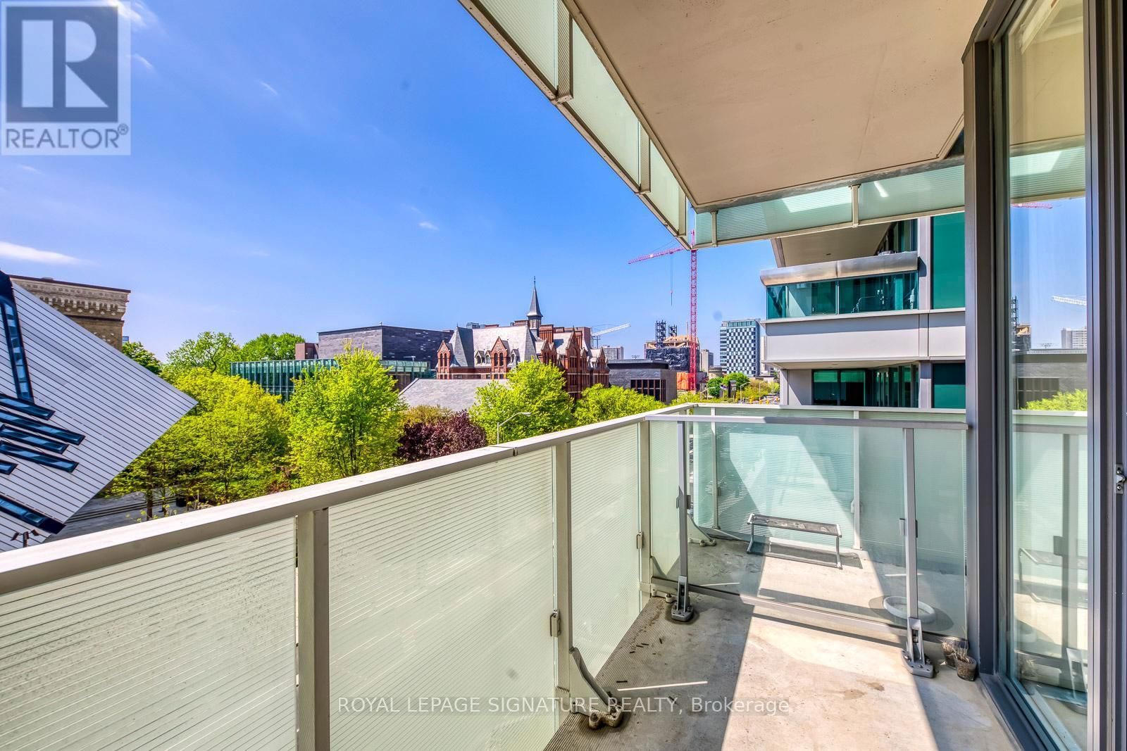 401 - 200 BLOOR STREET WEST Image 37