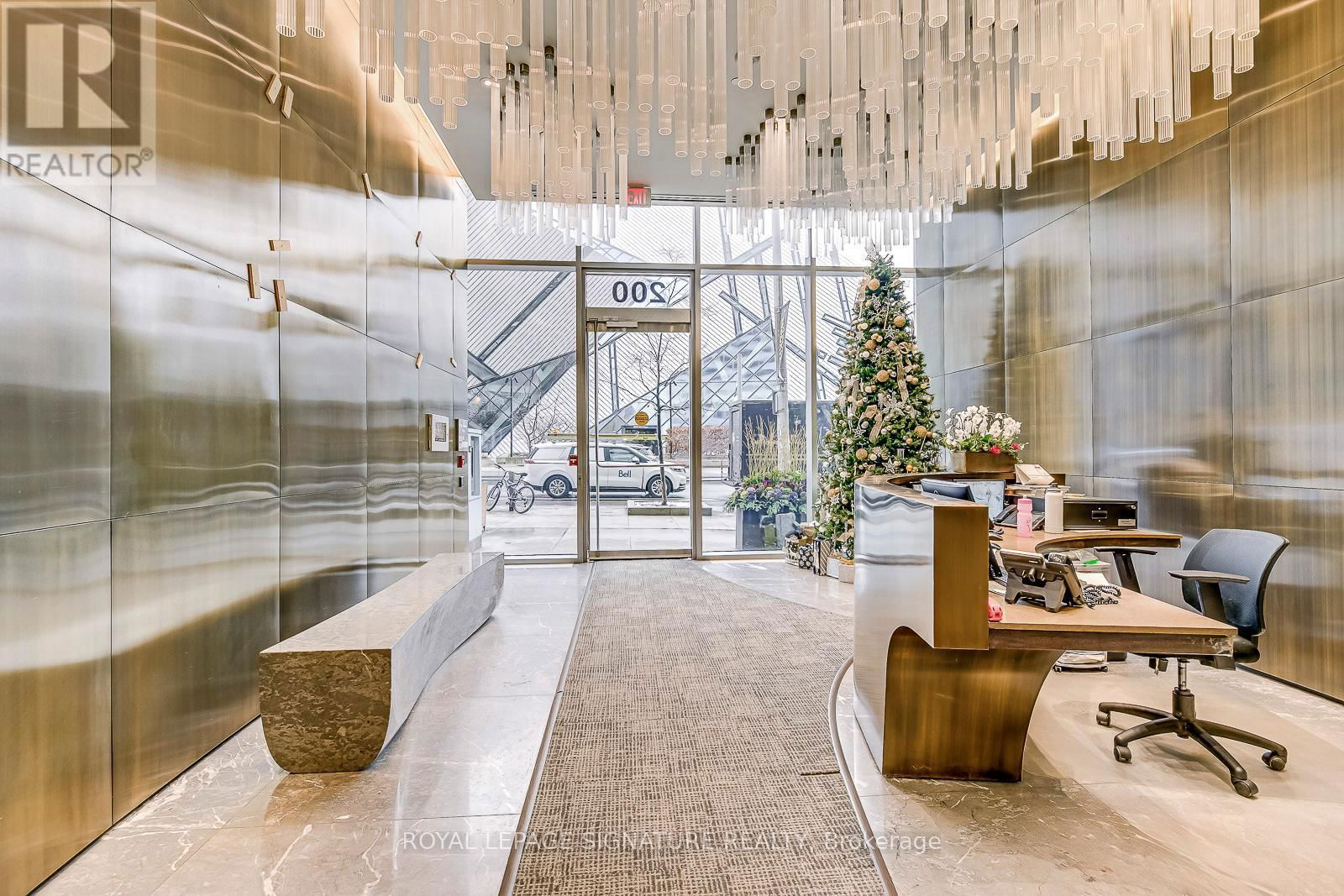 401 - 200 BLOOR STREET WEST Image 4
