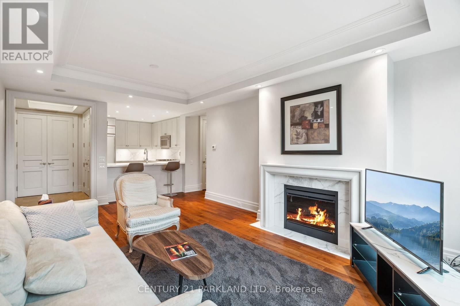 409 - 155 ST CLAIR AVENUE WEST Image 9