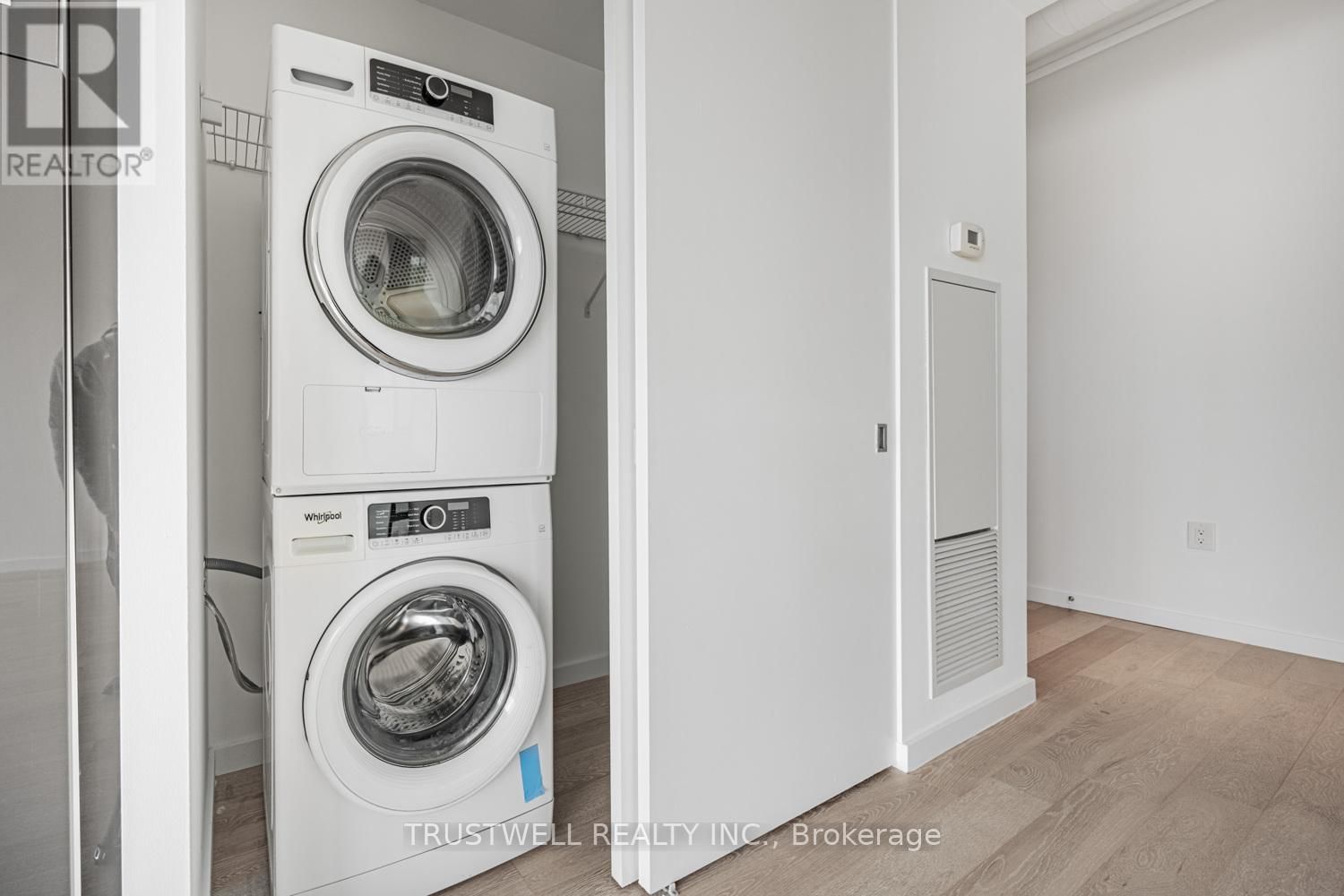 2507 - 170 BAYVIEW AVENUE Image 21