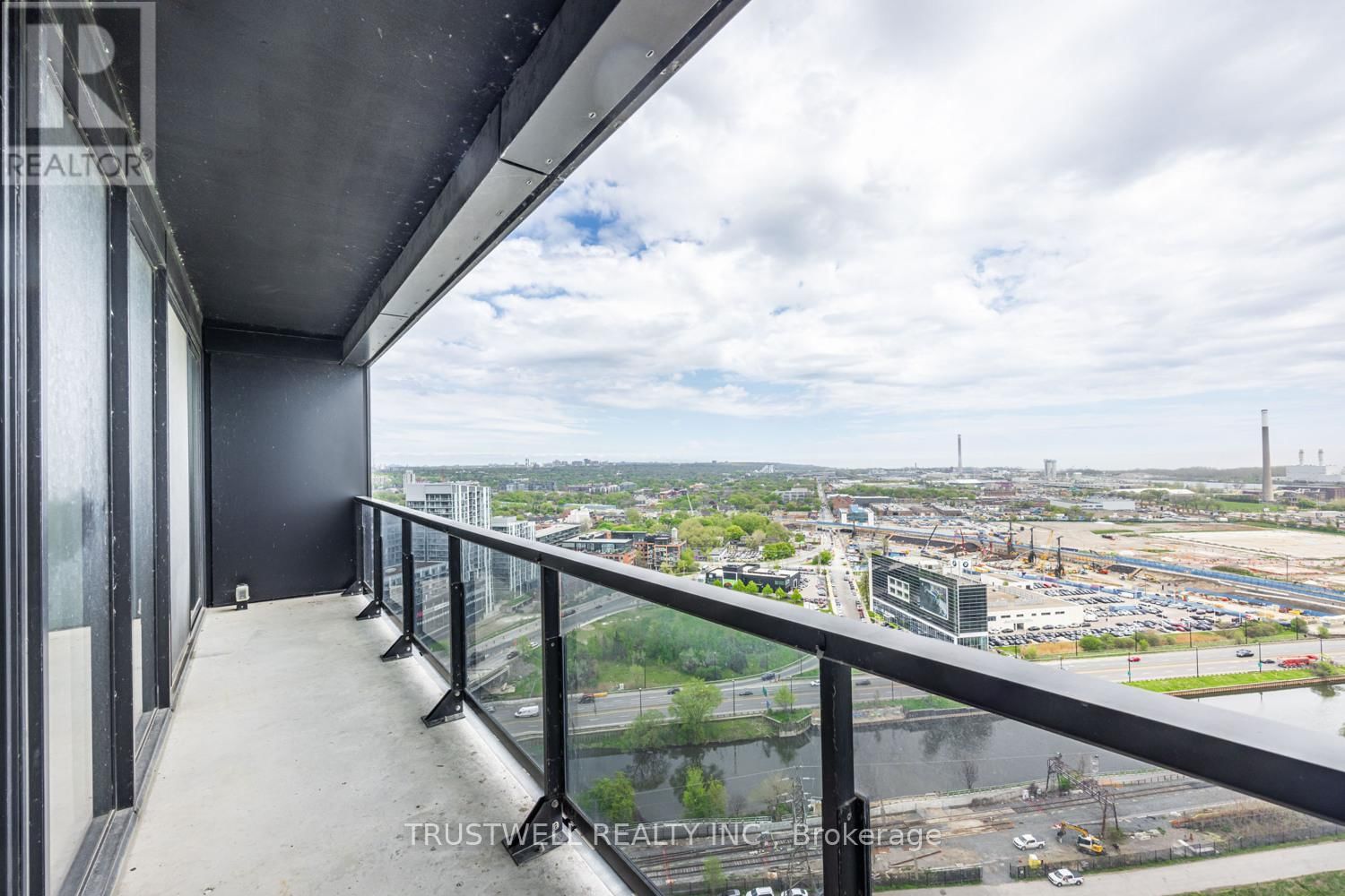 2507 - 170 BAYVIEW AVENUE Image 22