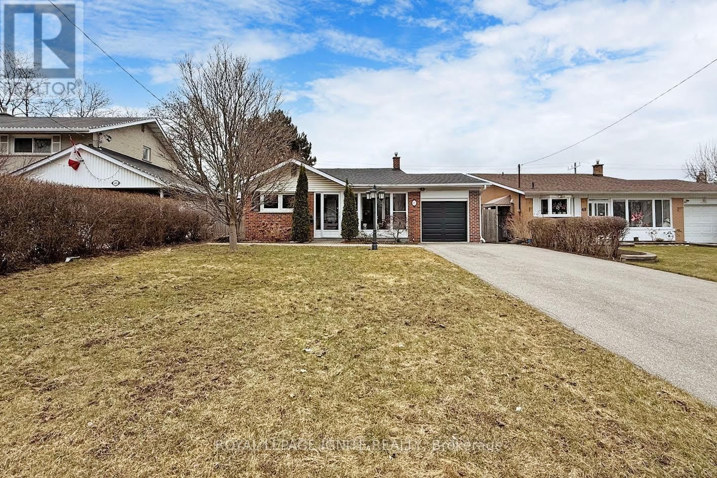 47 MARTHCLARE AVENUE Image 2