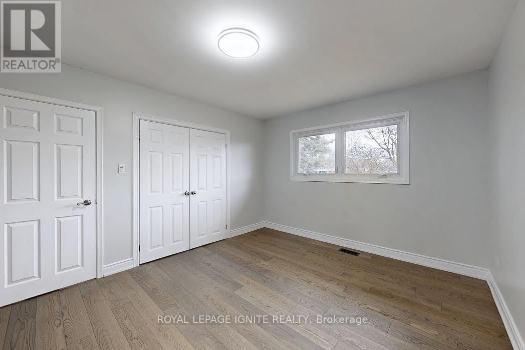47 MARTHCLARE AVENUE Image 25