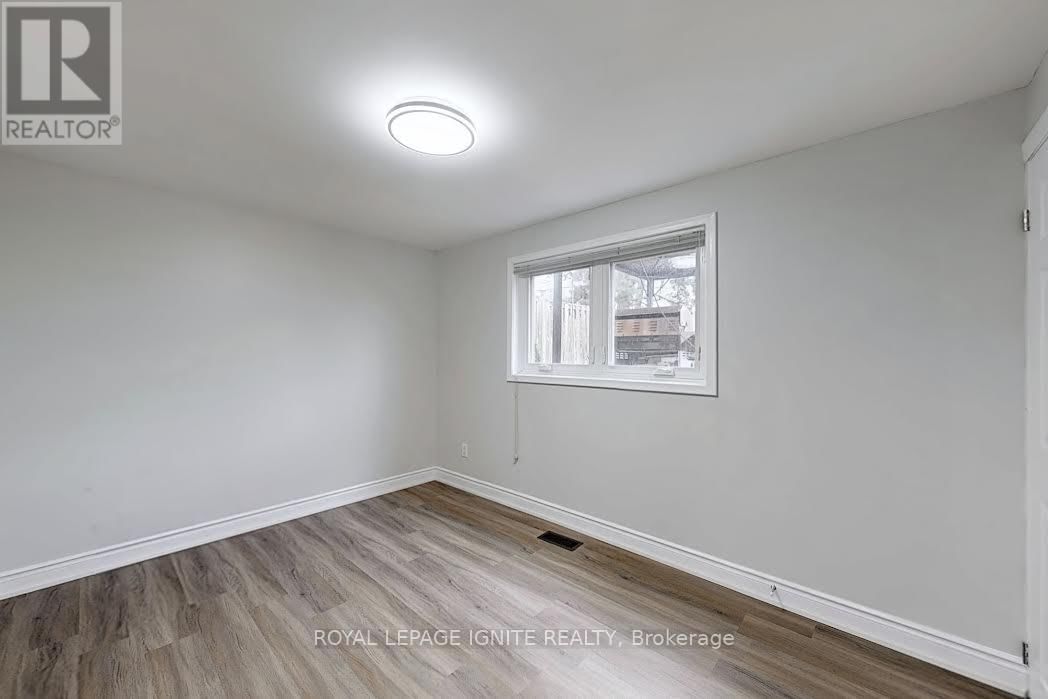 47 MARTHCLARE AVENUE Image 28