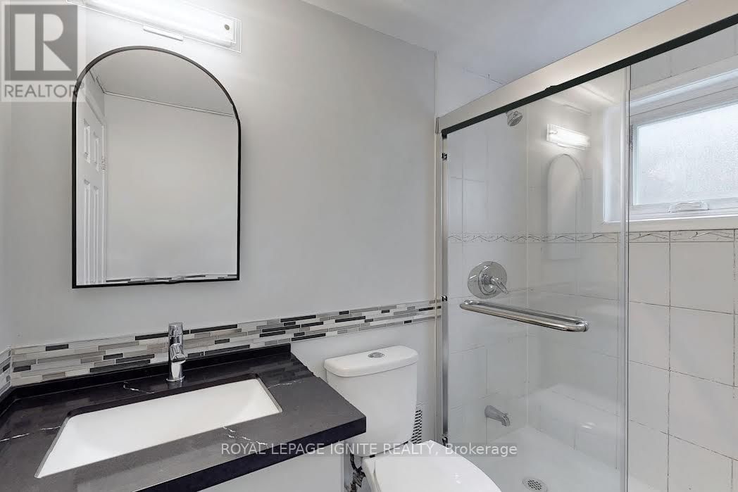 47 MARTHCLARE AVENUE Image 35